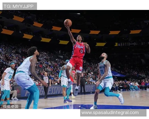 黄蜂逆袭76人，霍乐迪关键三分定乾坤