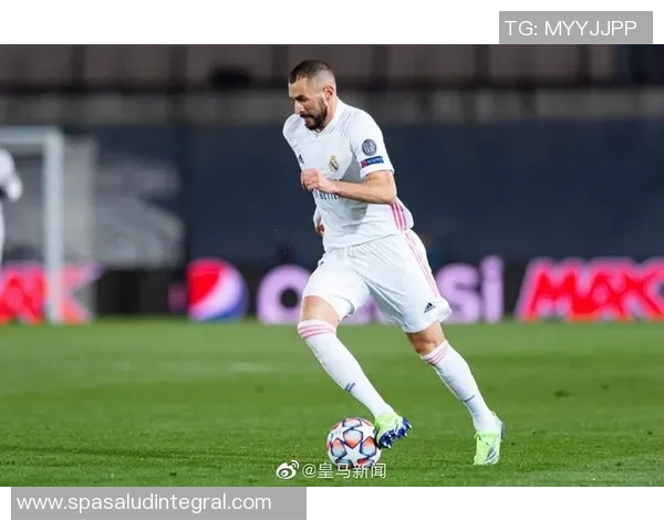 皇马主场大胜，本泽马梅开二度，C罗赛季第30球破门！