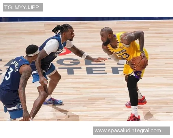 火箭再败湖人，系列赛1-3落后：逆风翻盘还是无力回天？