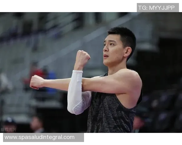 辽宁男篮队长杨鸣战术调整成效显著，取得连胜！