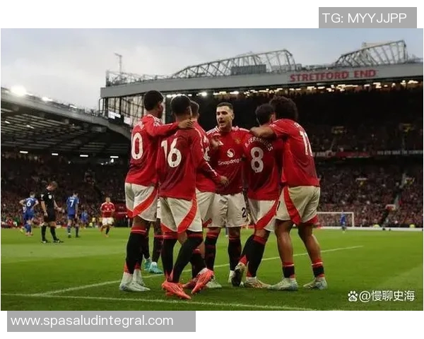 曼联逆转客场战胜狼队,继续保持英超不败纪录 曼联逆转客场战胜狼队,继续保持英超不败纪录