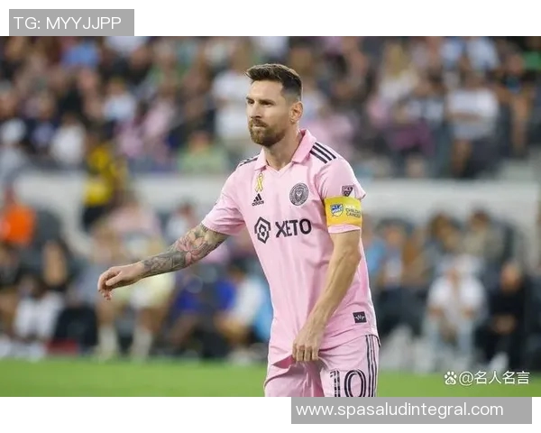 曼联胜利晋级欧冠半决赛,梅西带伤绝杀皇马送其告别欧冠赛场! 曼联胜利晋级欧冠半决赛,梅西带伤绝杀皇马送其告别欧冠赛场!