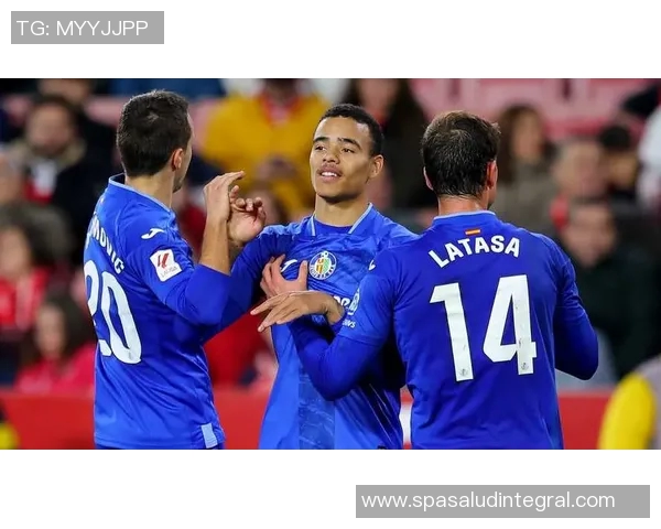 塞维利亚主帅宣布辞职，球队寻找新帅接手带队：未来将走向何方？