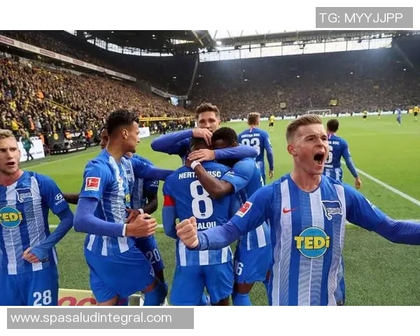 沃尔夫斯堡横扫柏林赫塔轻松取胜势不可挡