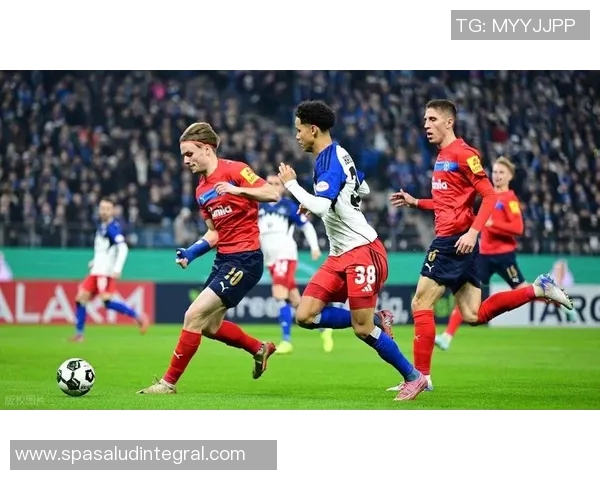 德甲球队激战：强者对决，硝烟四起